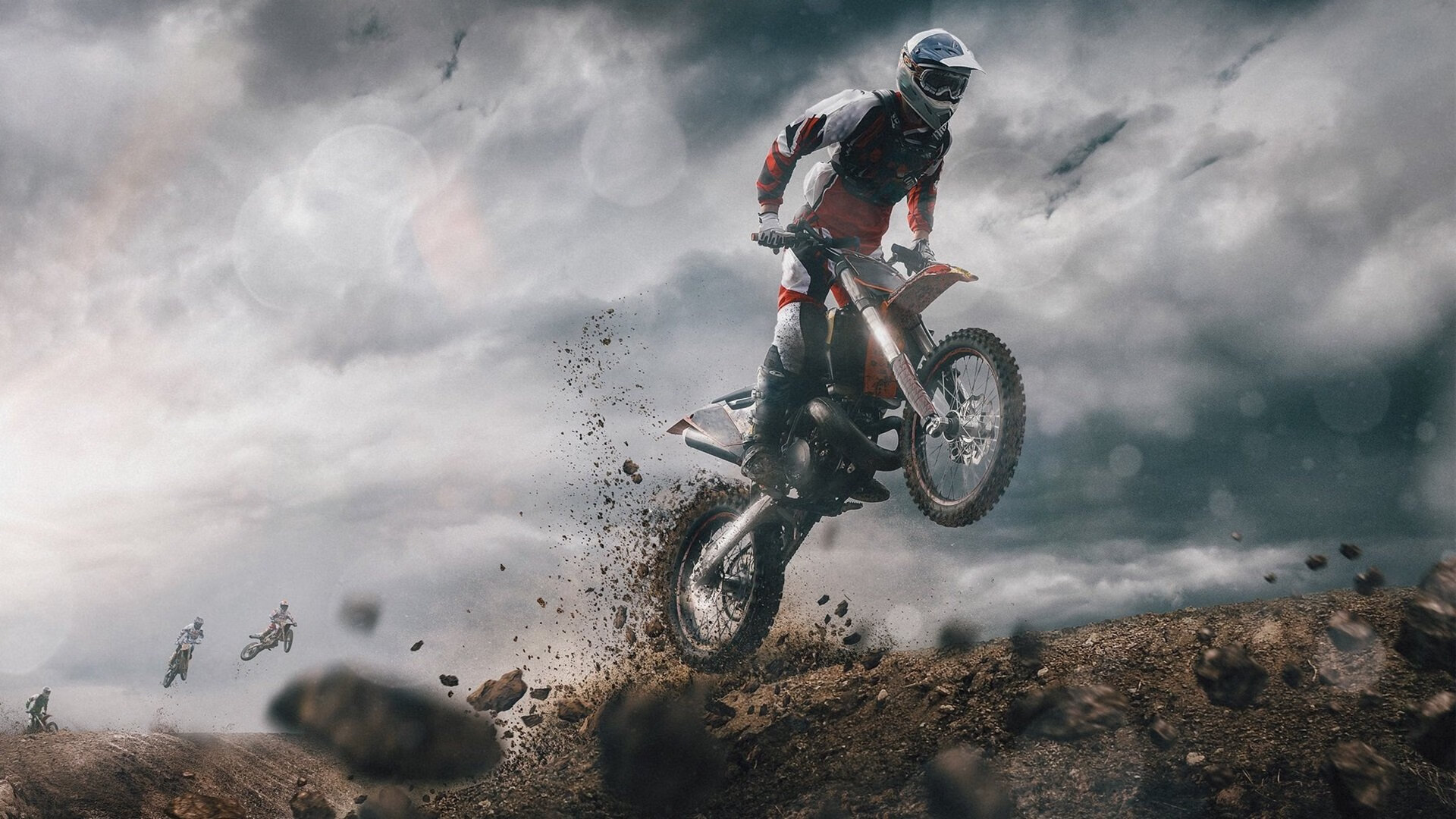 mk体育全站-中国足球是否鼓励球员形成自主训练体系,国足球员参加训练